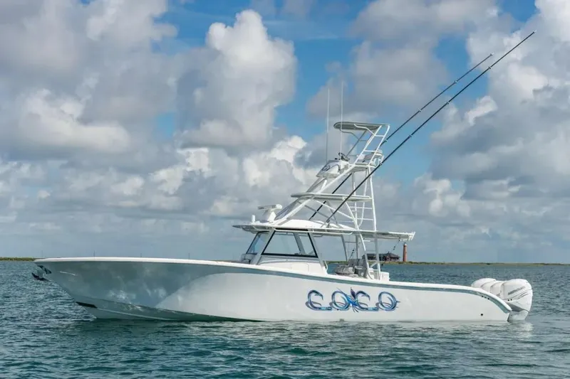 Slide: The Image of Yellowfin 42 Center Console 2019 - 3