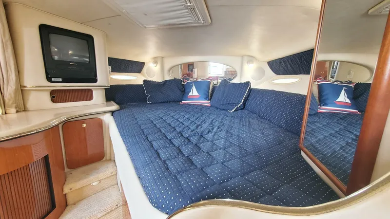 Slide: The Image of Sea Ray Sundancer 2001 - 29
