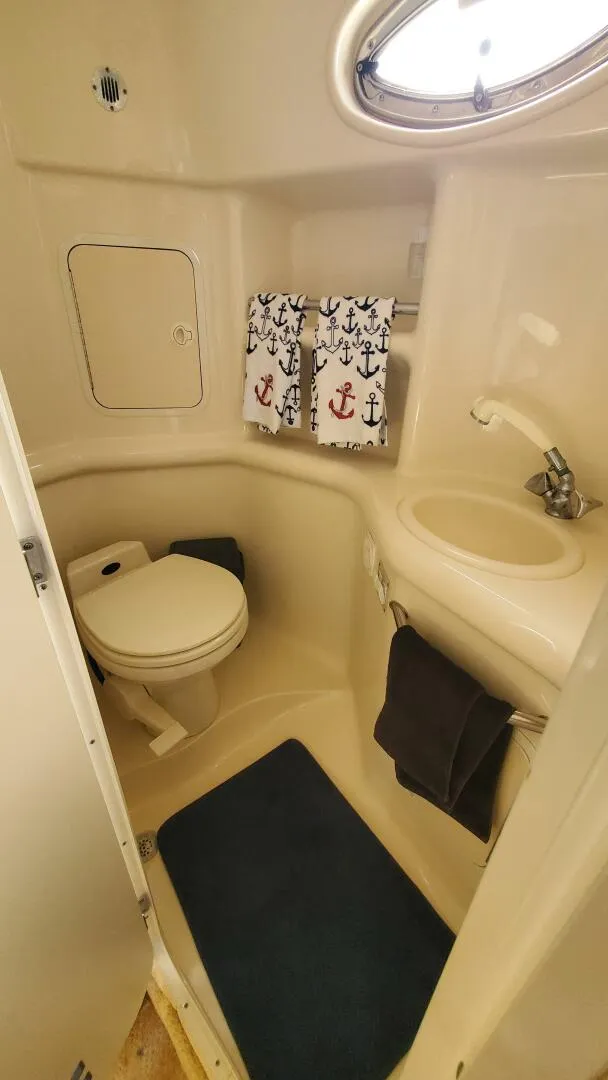 Slide: The Image of Sea Ray Sundancer 2001 - 36