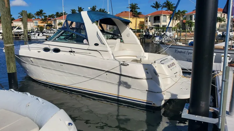 Slide: The Image of Sea Ray Sundancer 2001 - 9