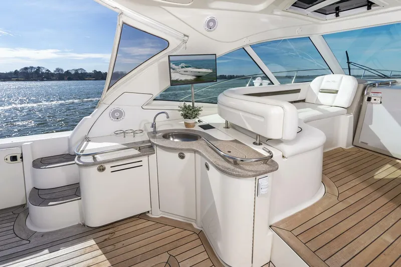 Slide: The Image of Sea Ray 48 Sundancer 2007 - 12