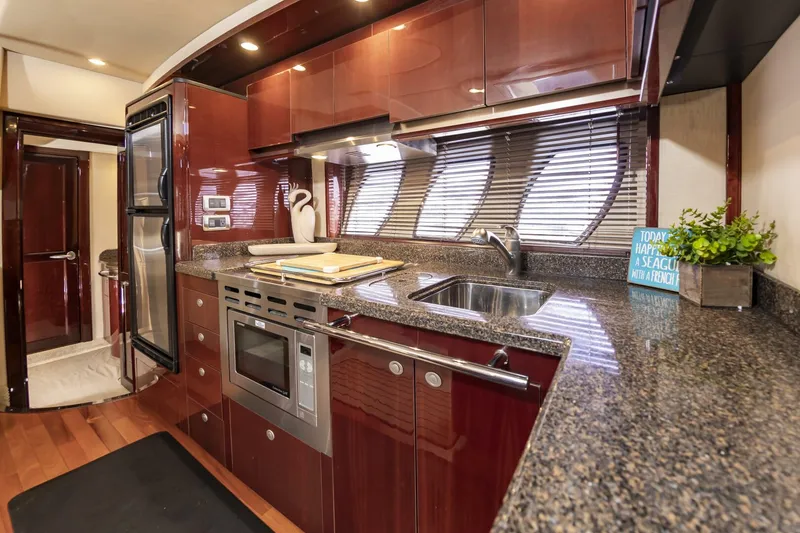 Slide: The Image of Sea Ray 48 Sundancer 2007 - 22