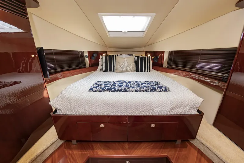 Slide: The Image of Sea Ray 48 Sundancer 2007 - 23