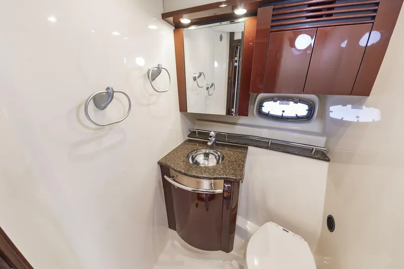 Slide: The Image of Sea Ray 48 Sundancer 2007 - 27