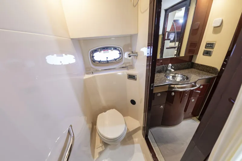 Slide: The Image of Sea Ray 48 Sundancer 2007 - 34