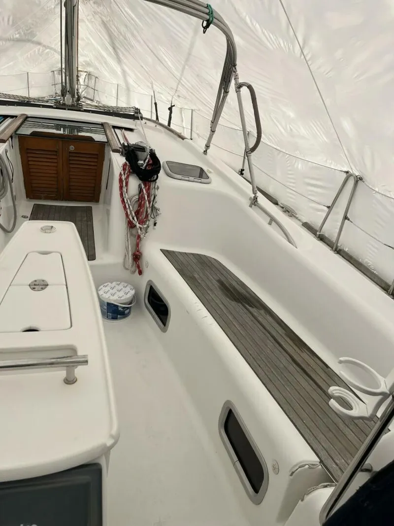 Slide: The Image of Beneteau 49 2007 - 16