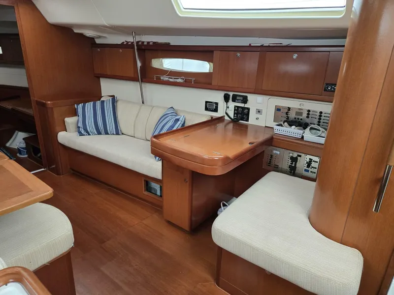 Slide: The Image of Beneteau 49 2007 - 37
