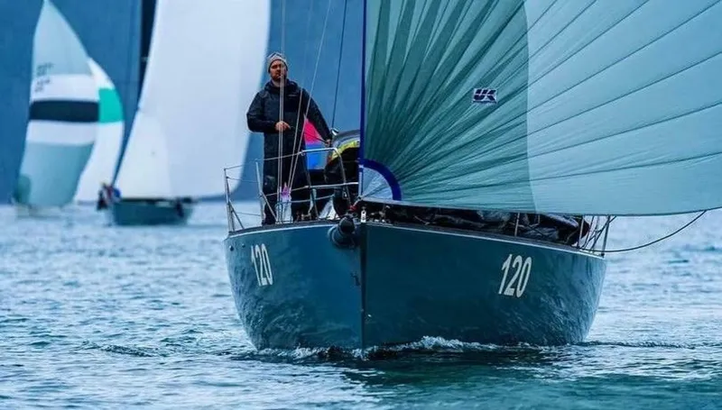 Slide: The Image of J Boats J/120 1998 - 2