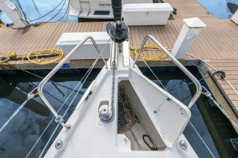 Slide: The Image of Beneteau 41.1 2018 - 23