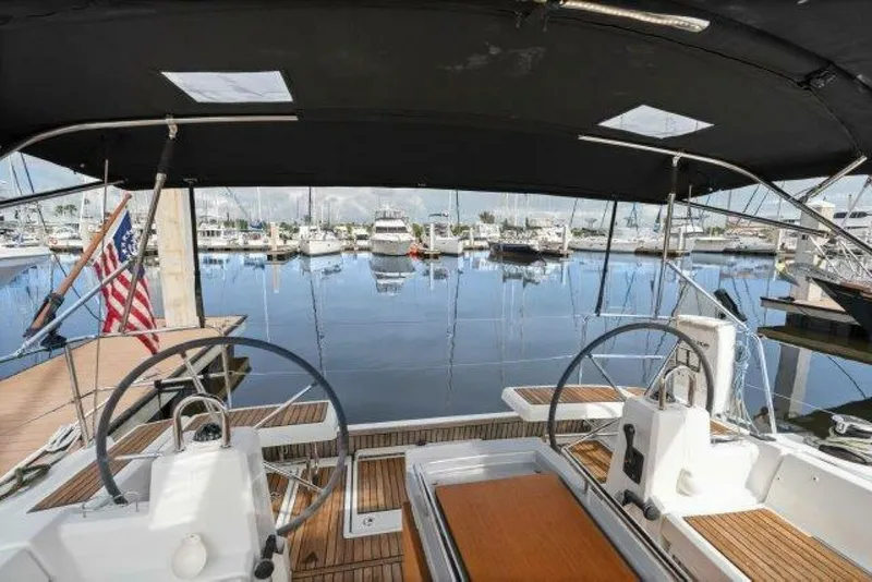 Slide: The Image of Beneteau 41.1 2018 - 8