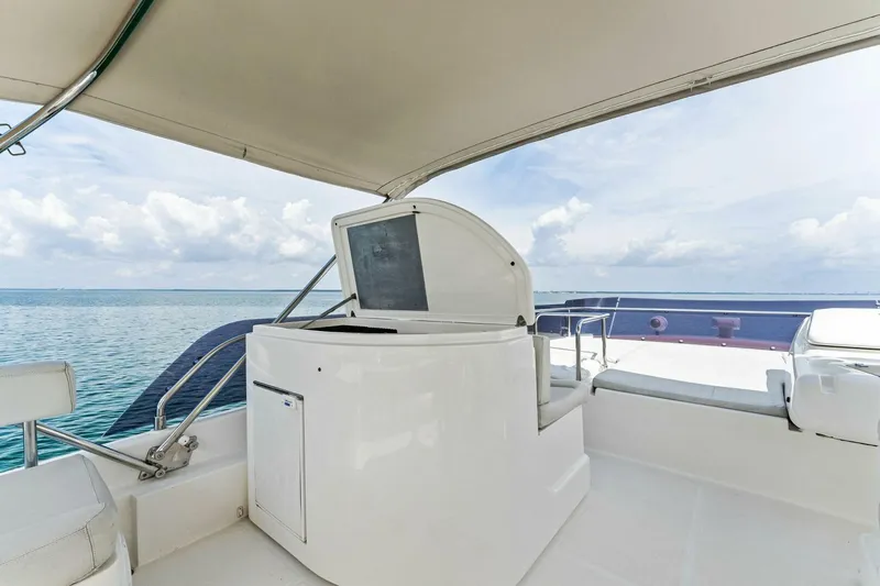 Slide: The Image of Ferretti 620 2013 - 44