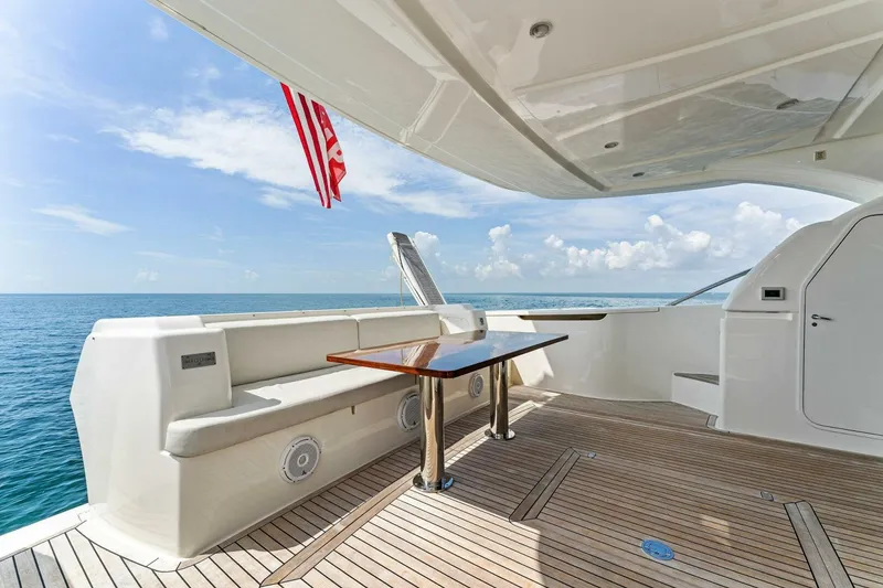 Slide: The Image of Ferretti 620 2013 - 52