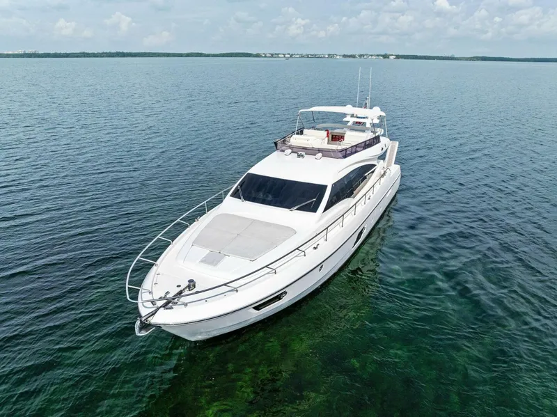 Slide: The Image of Ferretti 620 2013 - 72