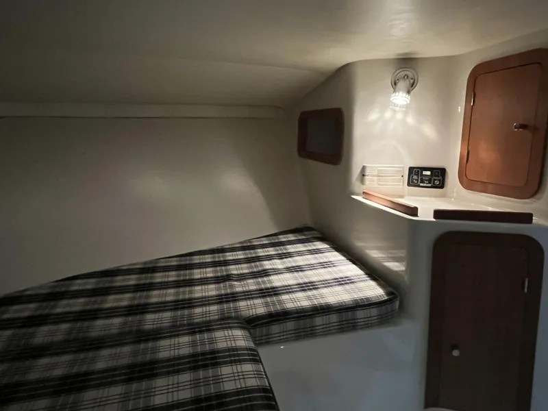 Slide: The Image of Chris-Craft Corsair 28 2005 - 32
