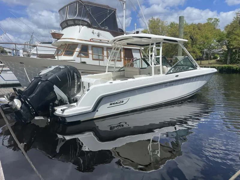The Image of Boston Whaler 270 Vantage 2016 - 0