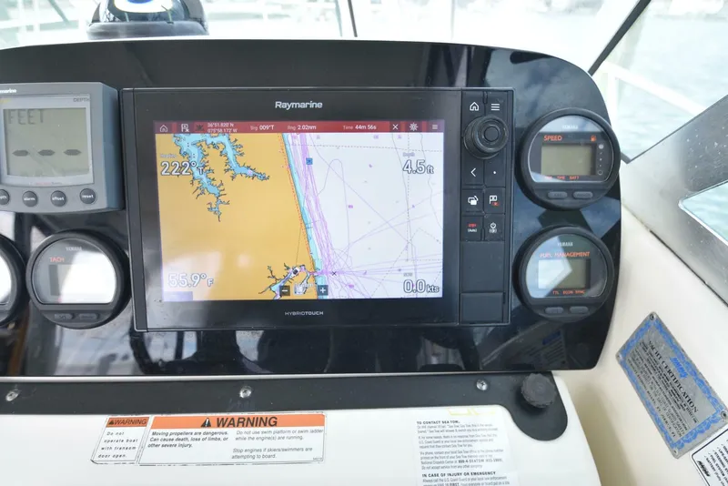 Slide: The Image of Pursuit 3070 Offshore Express 2005 - 2
