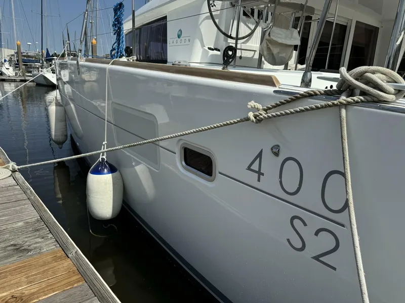 Slide: The Image of Lagoon 400 S2 2016 - 15