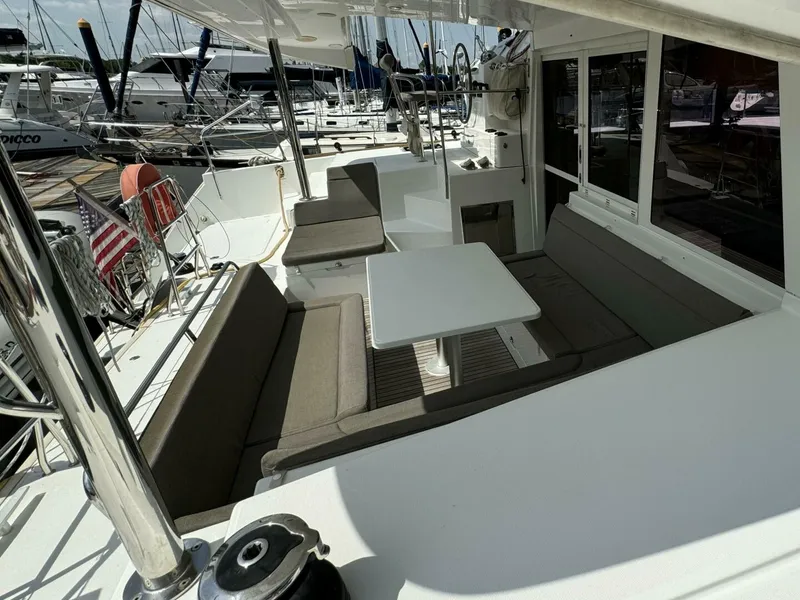 Slide: The Image of Lagoon 400 S2 2016 - 22