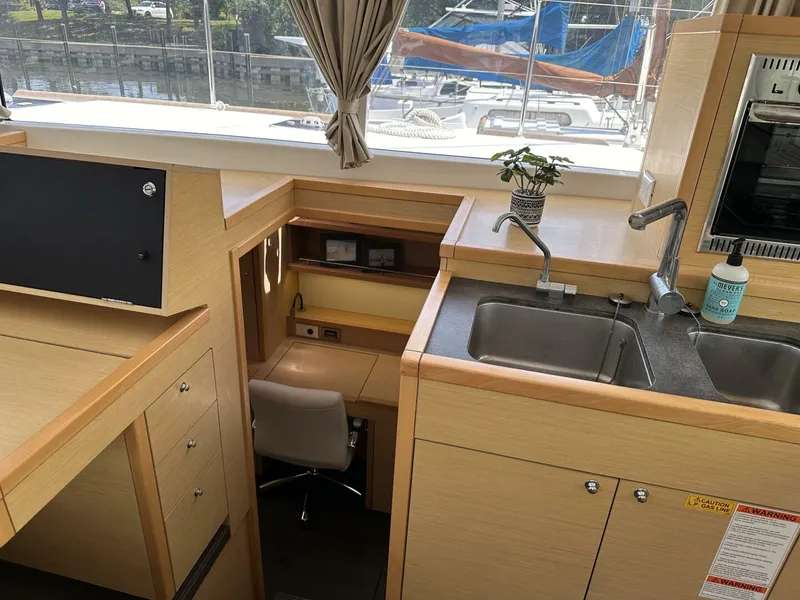 Slide: The Image of Lagoon 400 S2 2016 - 43