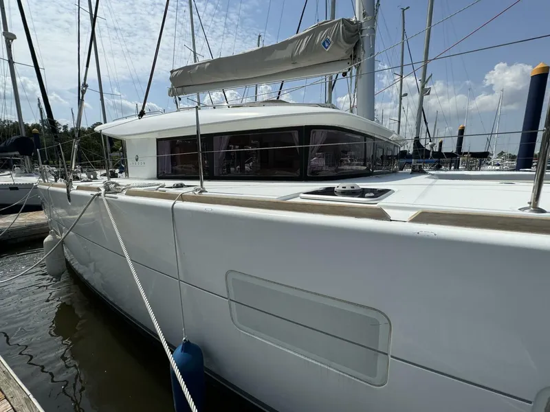 Slide: The Image of Lagoon 400 S2 2016 - 5