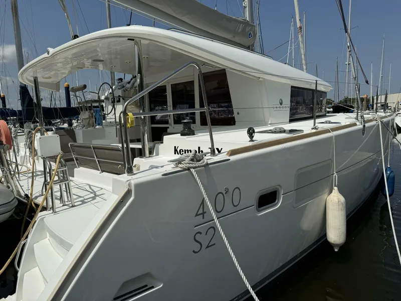 Slide: The Image of Lagoon 400 S2 2016 - 8