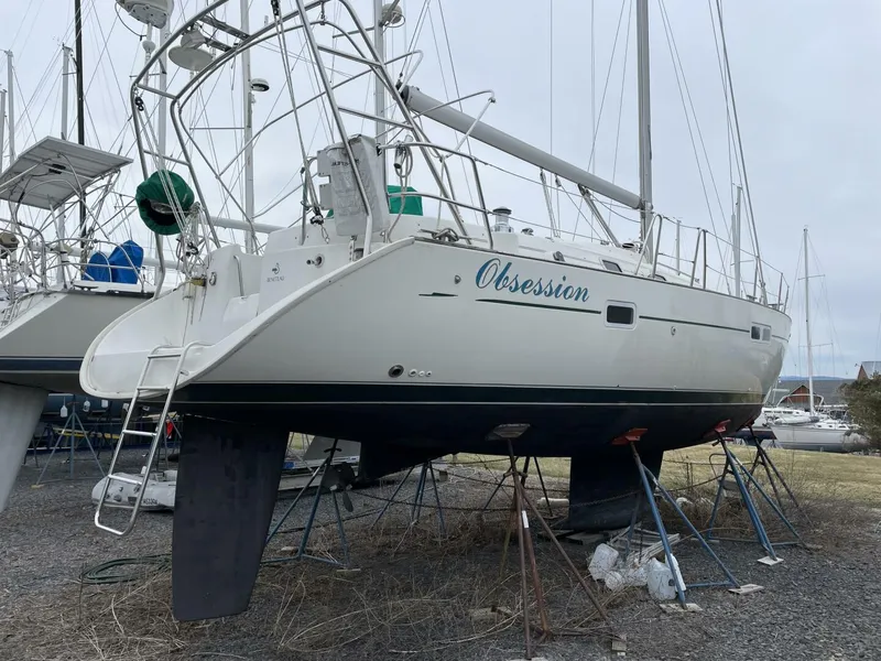 Slide: The Image of Beneteau 1998 - 2