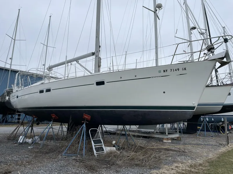 Slide: The Image of Beneteau 1998 - 3