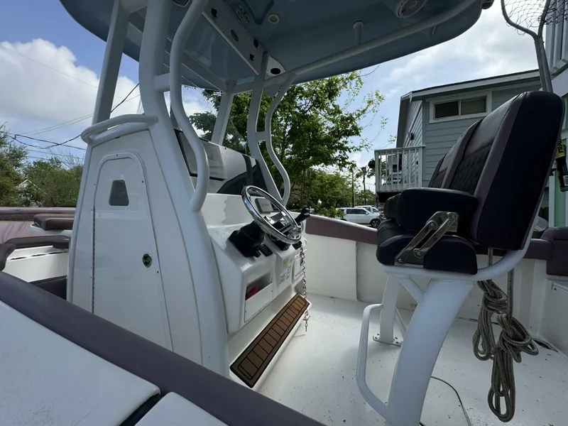 Slide: The Image of Tidewater 252 LXF 2017 - 16