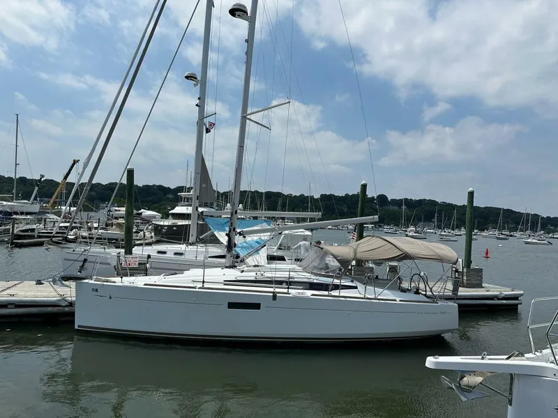 Slide: The Image of Jeanneau Sun Odyssey 349 2019 - 10