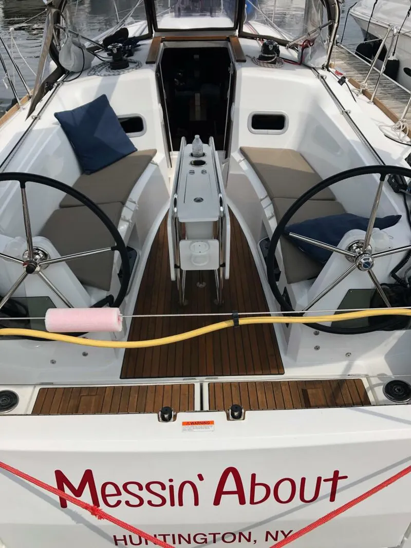 Slide: The Image of Jeanneau Sun Odyssey 349 2019 - 30