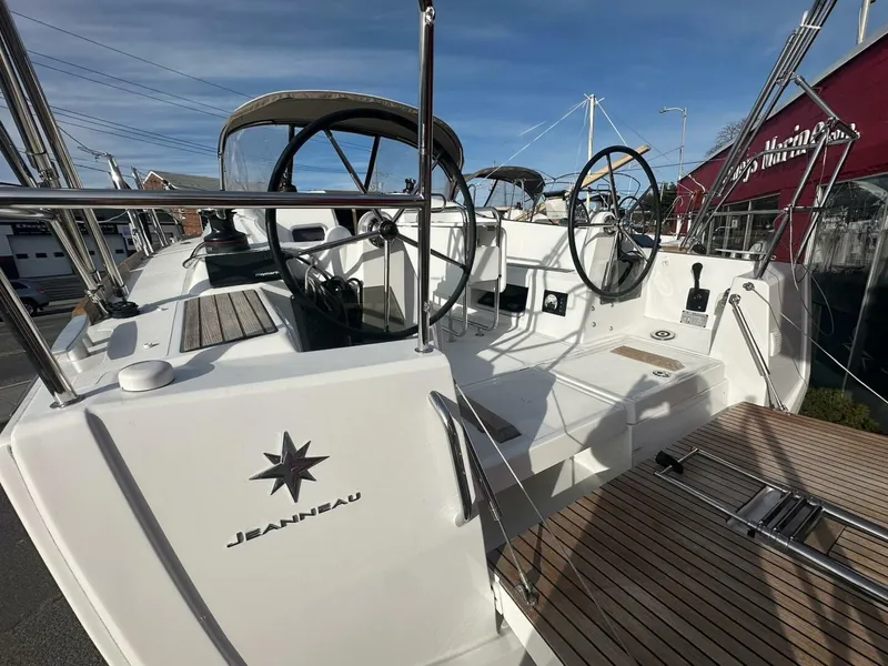 Slide: The Image of Jeanneau Sun Odyssey 349 2020 - 6