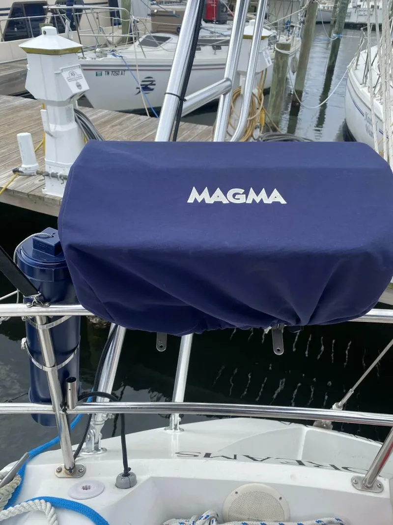 Slide: The Image of Catalina 42 MKI 1991 - 59