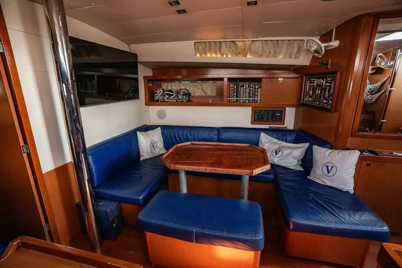 Slide: The Image of Beneteau Oceanis 2012 - 7