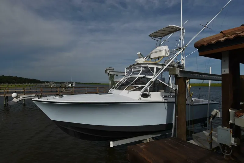 The Image of Carolina 28 Express Fisherman 2001 - 0