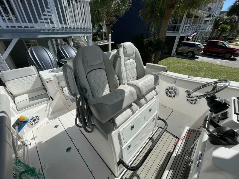 Slide: The Image of Sea Fox 288 Commander 2024 - 11