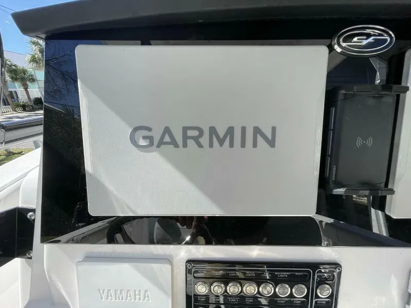 Slide: The Image of Sea Fox 288 Commander 2024 - 13