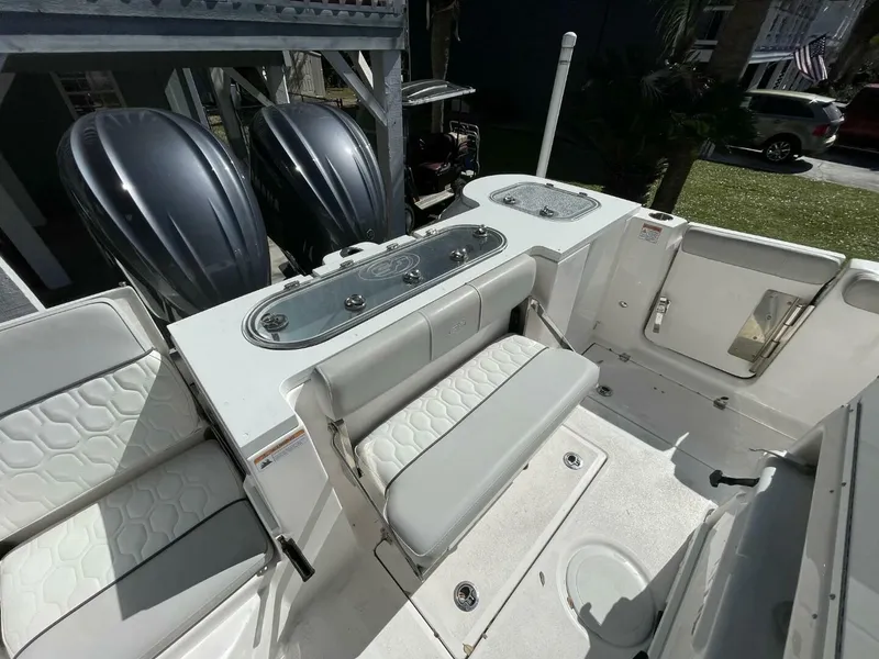 Slide: The Image of Sea Fox 288 Commander 2024 - 30