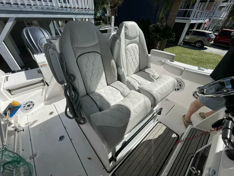 Slide: The Image of Sea Fox 288 Commander 2024 - 40