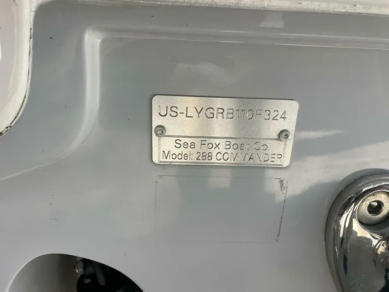 Slide: The Image of Sea Fox 288 Commander 2024 - 43