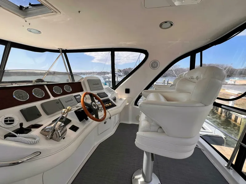Slide: The Image of Sea Ray 480 Sedan Bridge 2004 - 11