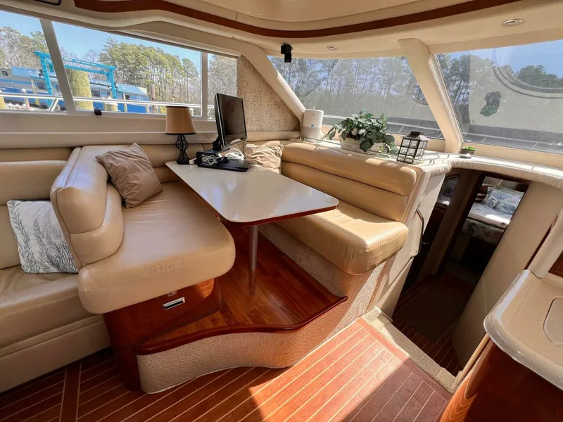 Slide: The Image of Sea Ray 480 Sedan Bridge 2004 - 14