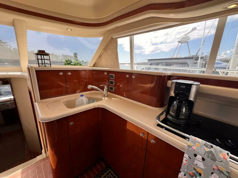 Slide: The Image of Sea Ray 480 Sedan Bridge 2004 - 24