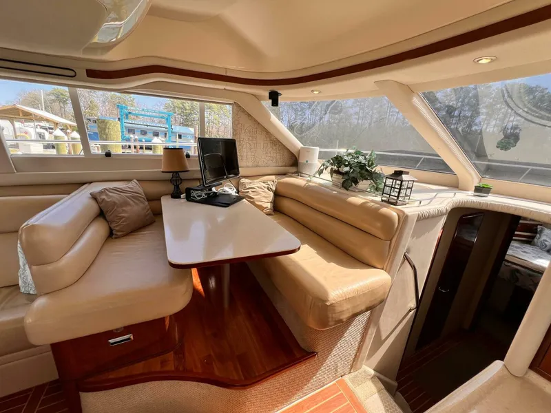Slide: The Image of Sea Ray 480 Sedan Bridge 2004 - 25