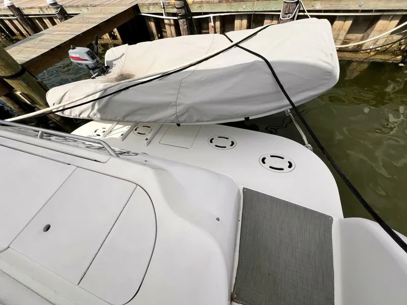 Slide: The Image of Sea Ray 480 Sedan Bridge 2004 - 46