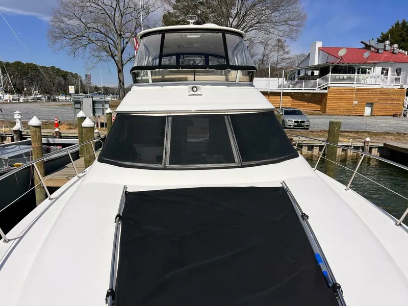 Slide: The Image of Sea Ray 480 Sedan Bridge 2004 - 5