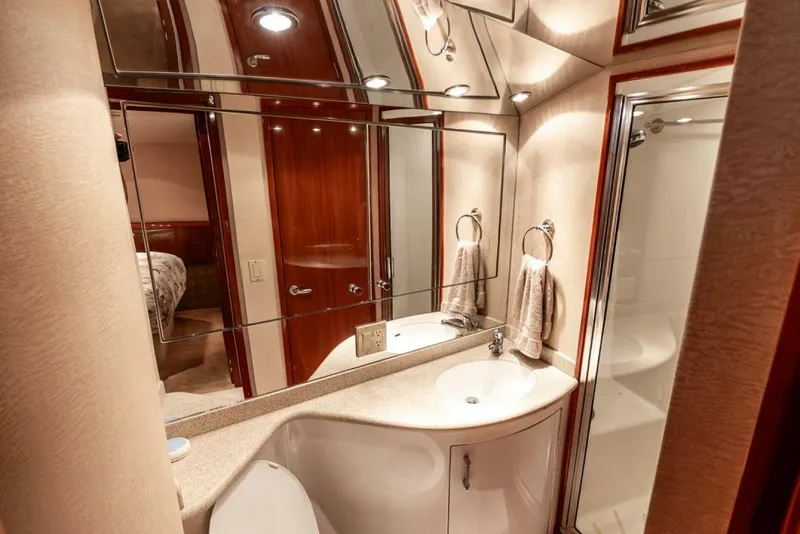 Slide: The Image of Hatteras 50 Convertible 2005 - 20