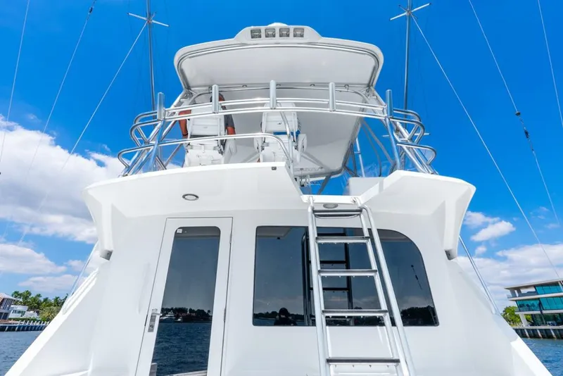 Slide: The Image of Hatteras 50 Convertible 2005 - 28