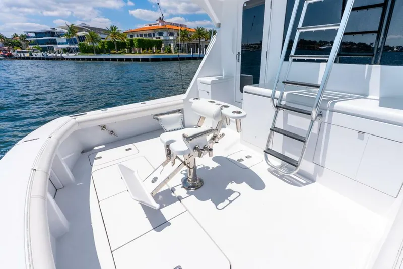 Slide: The Image of Hatteras 50 Convertible 2005 - 8