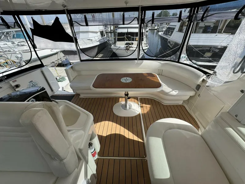 Slide: The Image of Sea Ray 39 Motor Yacht 2004 - 11