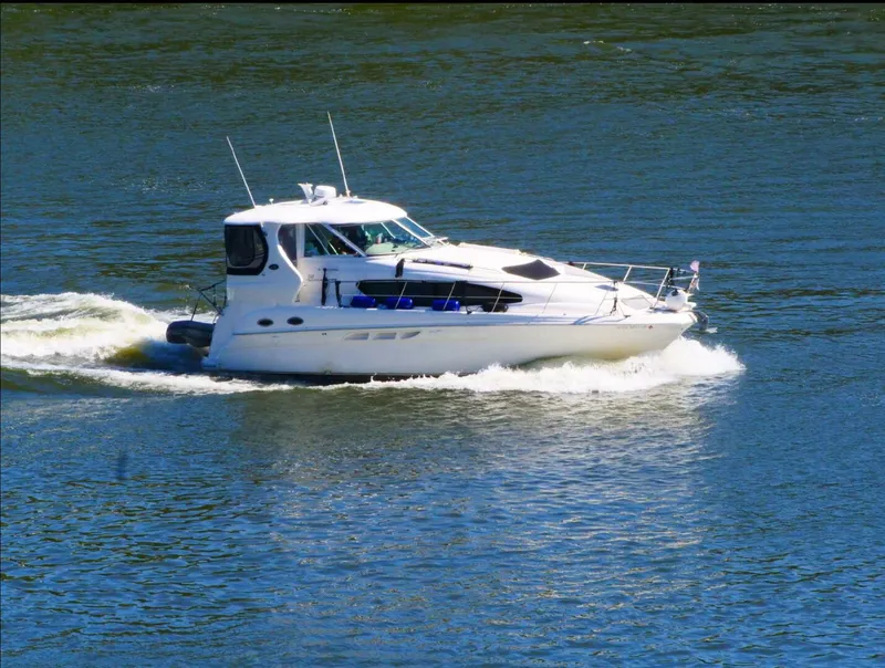 Slide: The Image of Sea Ray 39 Motor Yacht 2004 - 2
